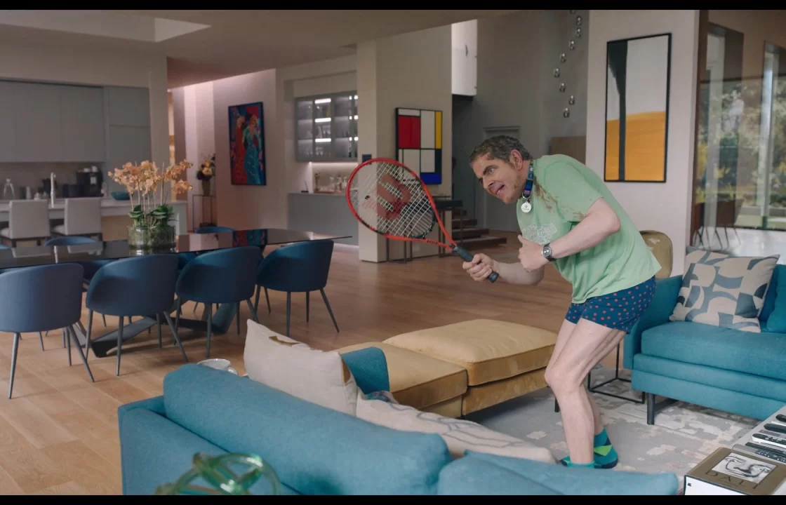 man-vs-bee-the-beast-stream-iptv